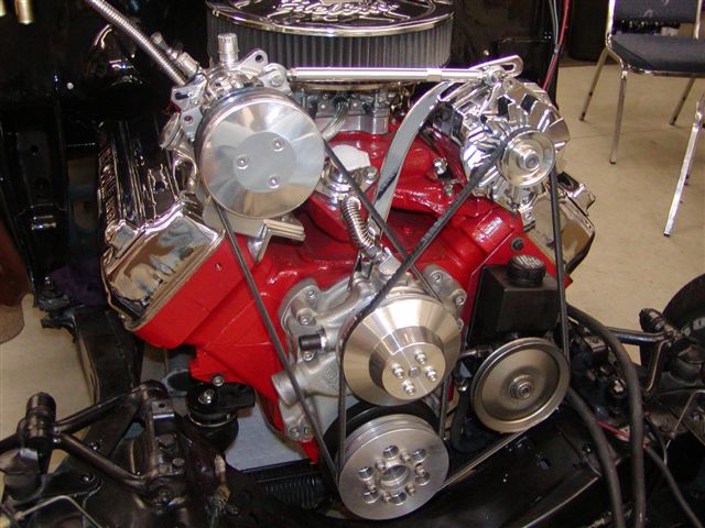 330 Hemi engine.jpg
